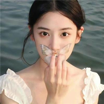 两个世界之间